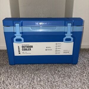 New STANLEY Easy Carry Outdoor Cooler 50 Qt 47 L with Bungee System - Genuine